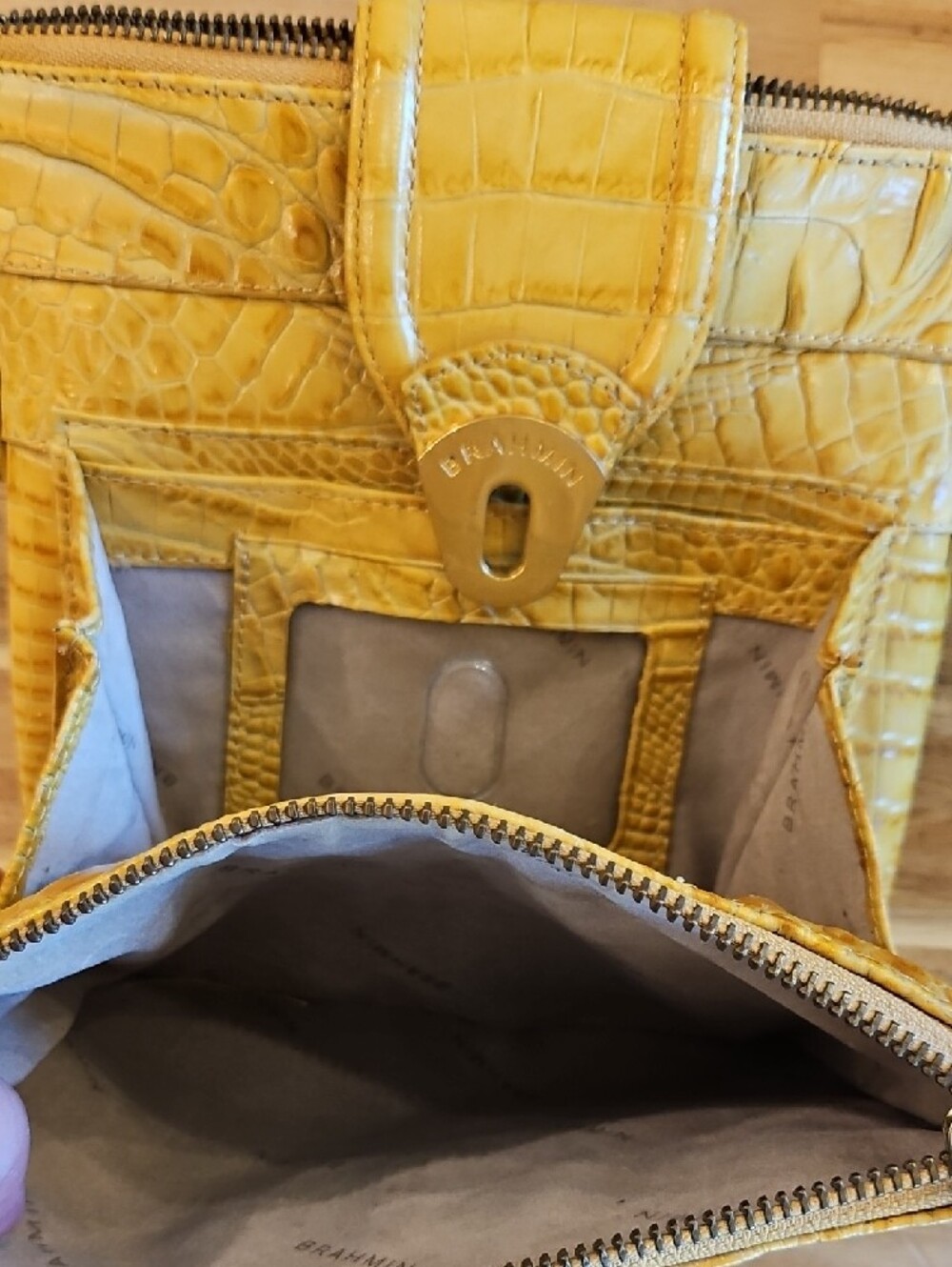 Yellow Croc-Embossed Crossbody Bag - Picture 2 of 4